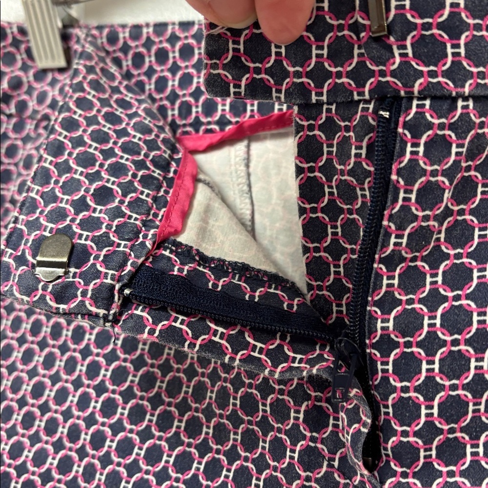 Willi Smith Navy/Pink Circular Print Chino Shorts Sz 8 - Picture 3 of 6